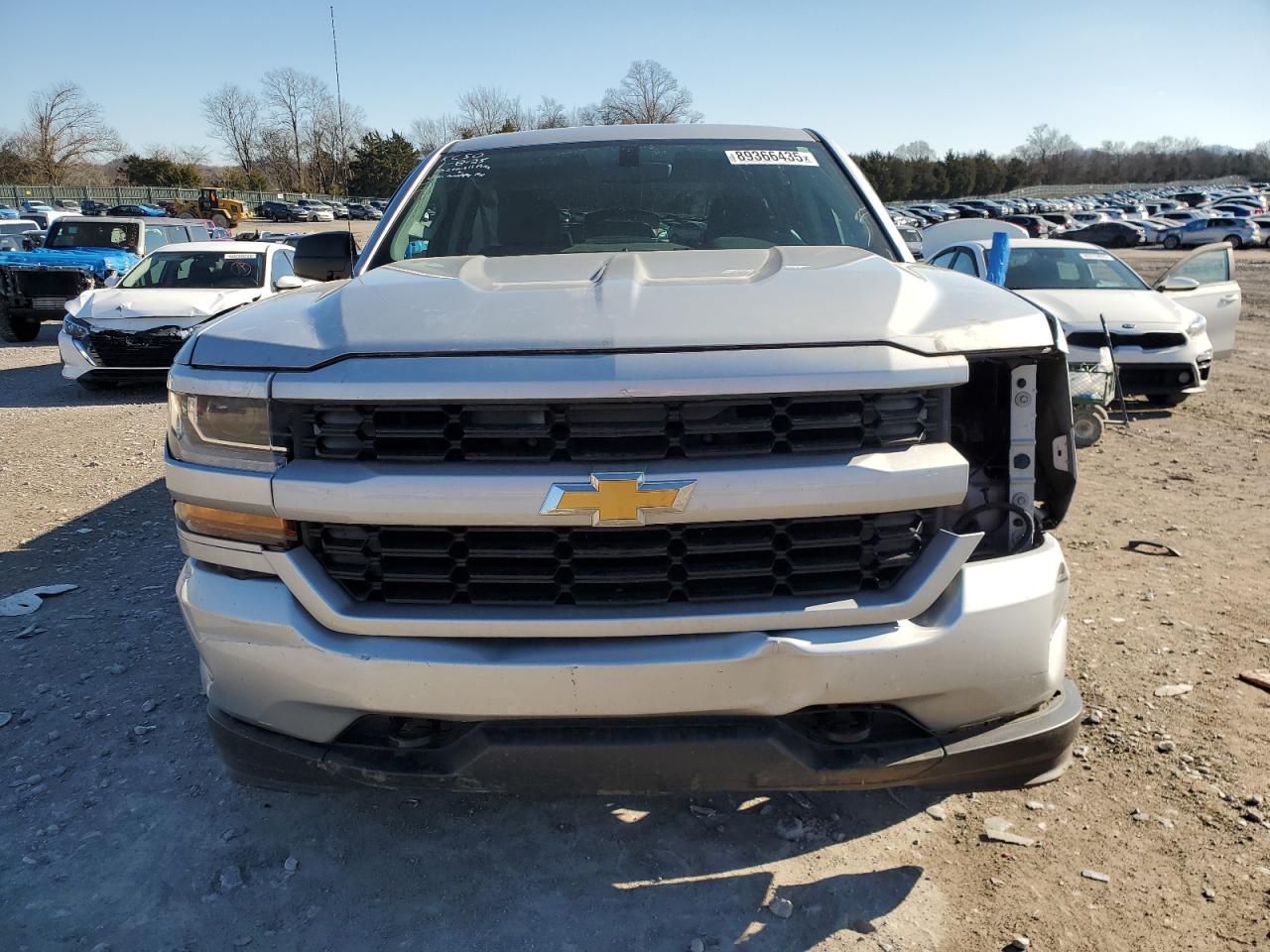 2016 Chevrolet Silverado - Image 5