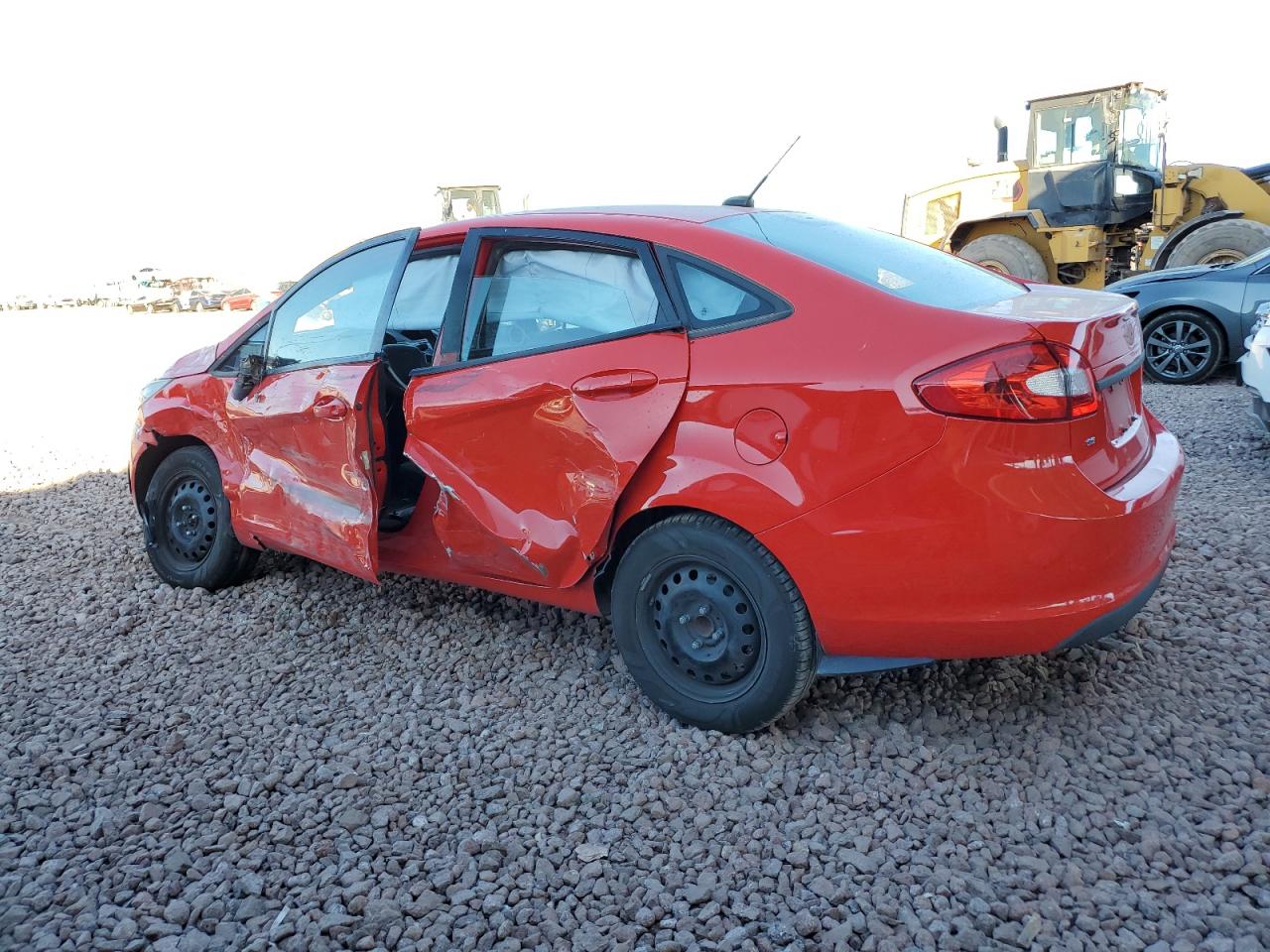 2013 Ford Fiesta - Image 2