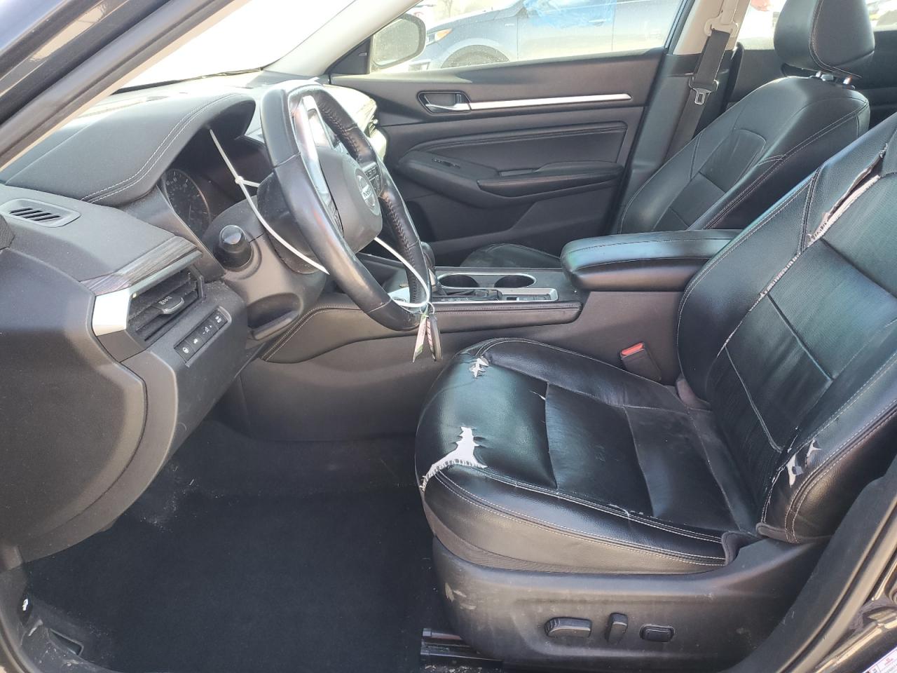 2019 Nissan Altima - Image 7