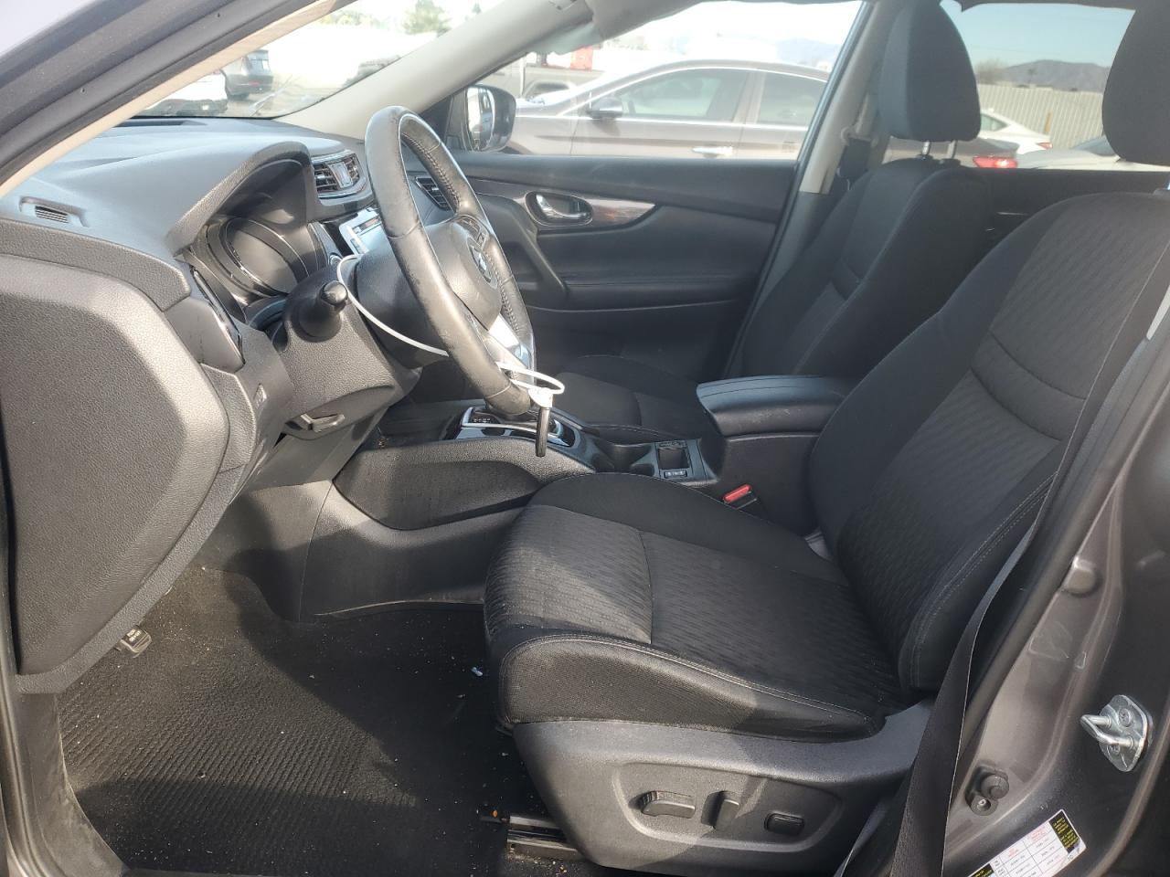 2019 Nissan Rogue - Image 7