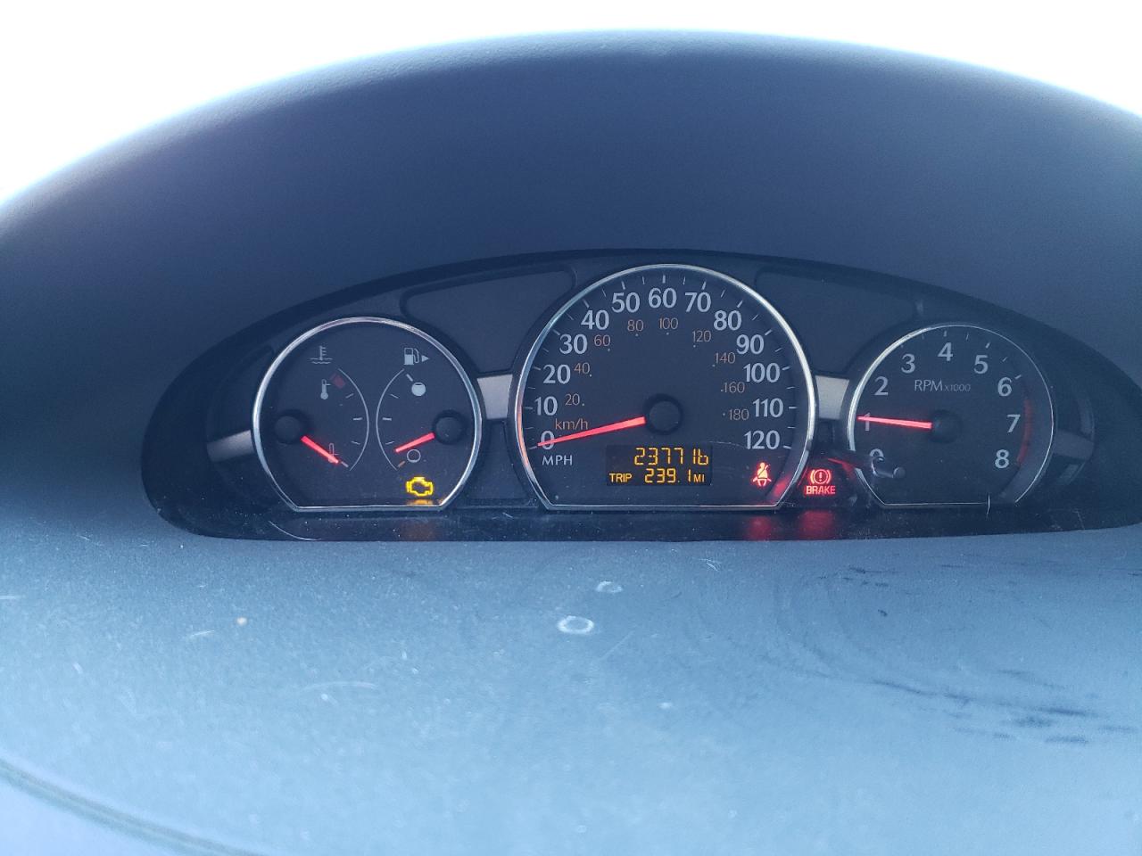 2005 Saturn ION - Image 9