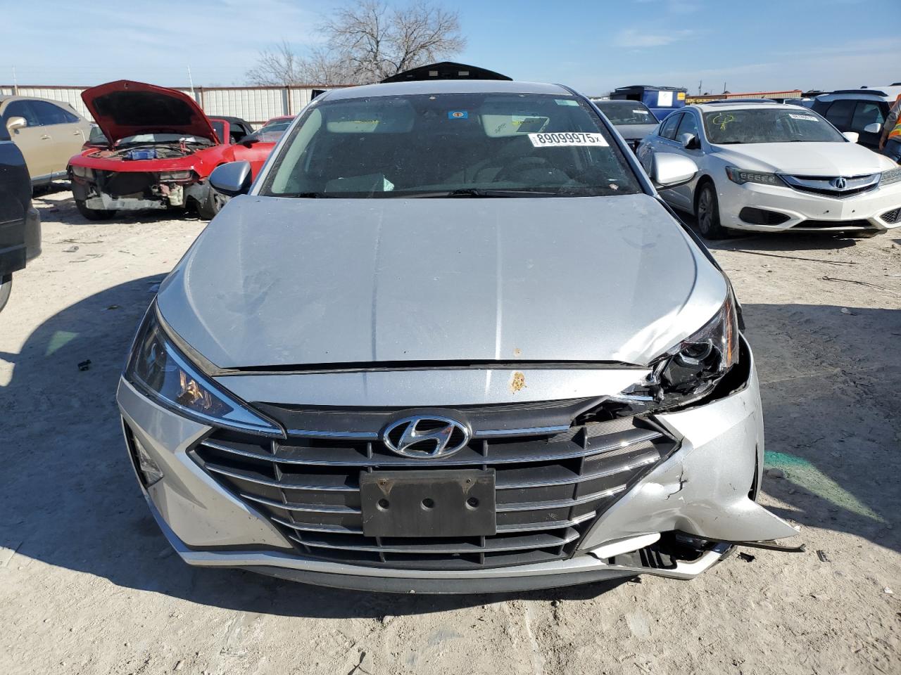 2019 Hyundai Elantra - Image 5