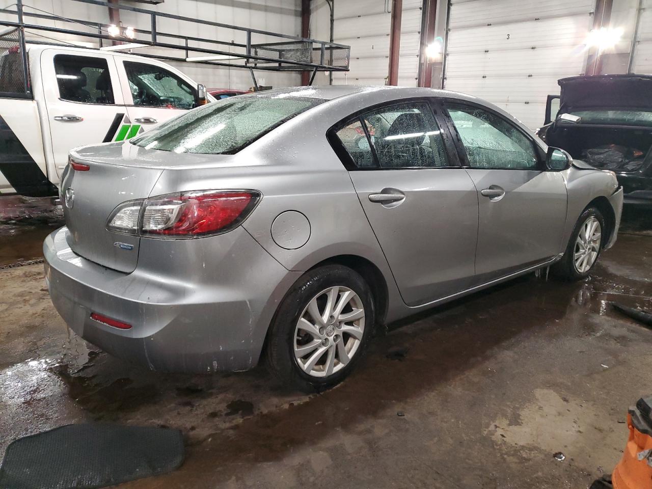 2012 Mazda 3 - Image 3