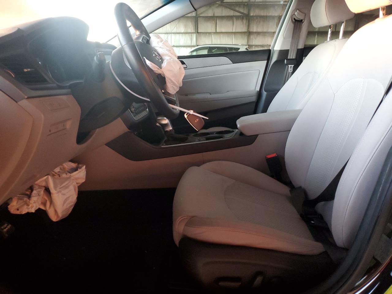 2019 Hyundai Sonata - Image 7