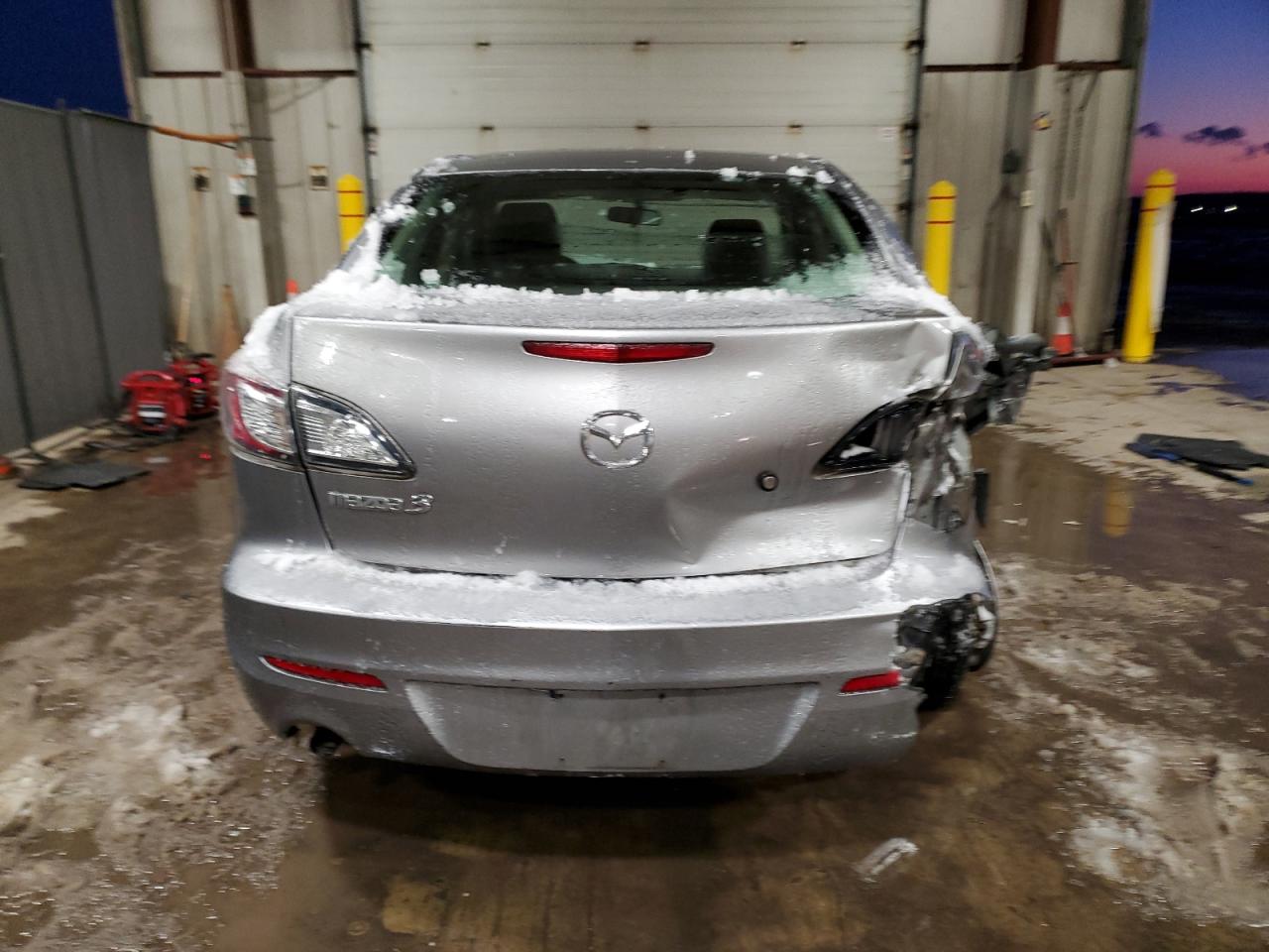 2012 Mazda 3 - Image 6