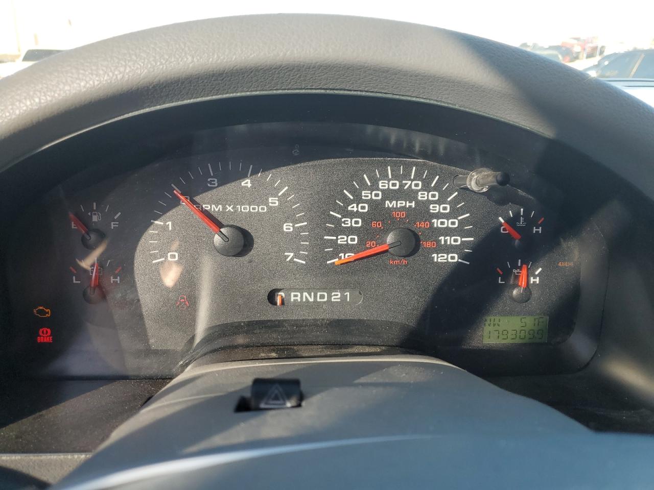 2005 Ford F-150 - Image 9