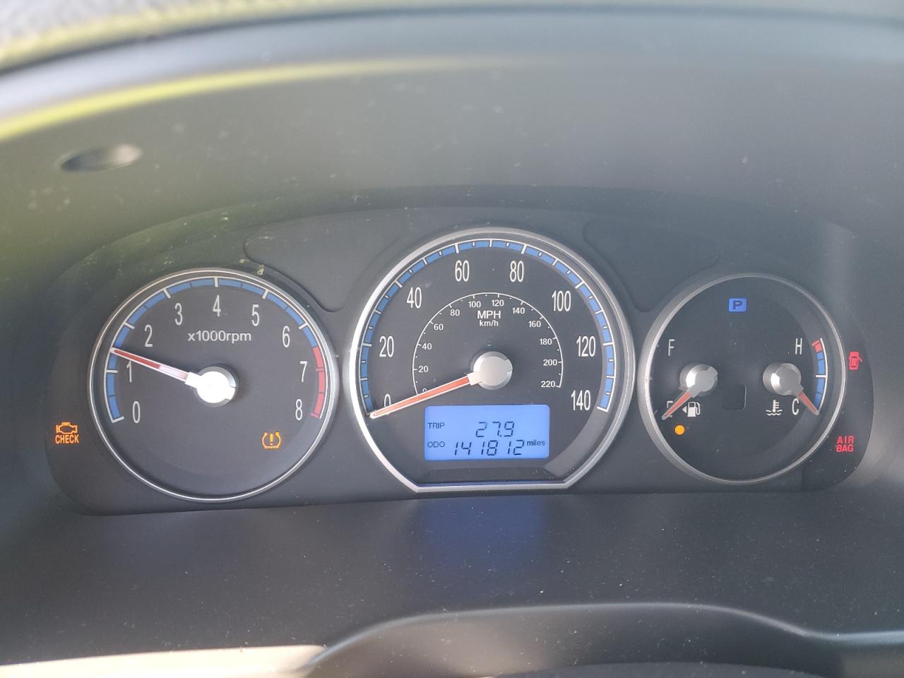 2009 Hyundai Santa Fe - Image 9
