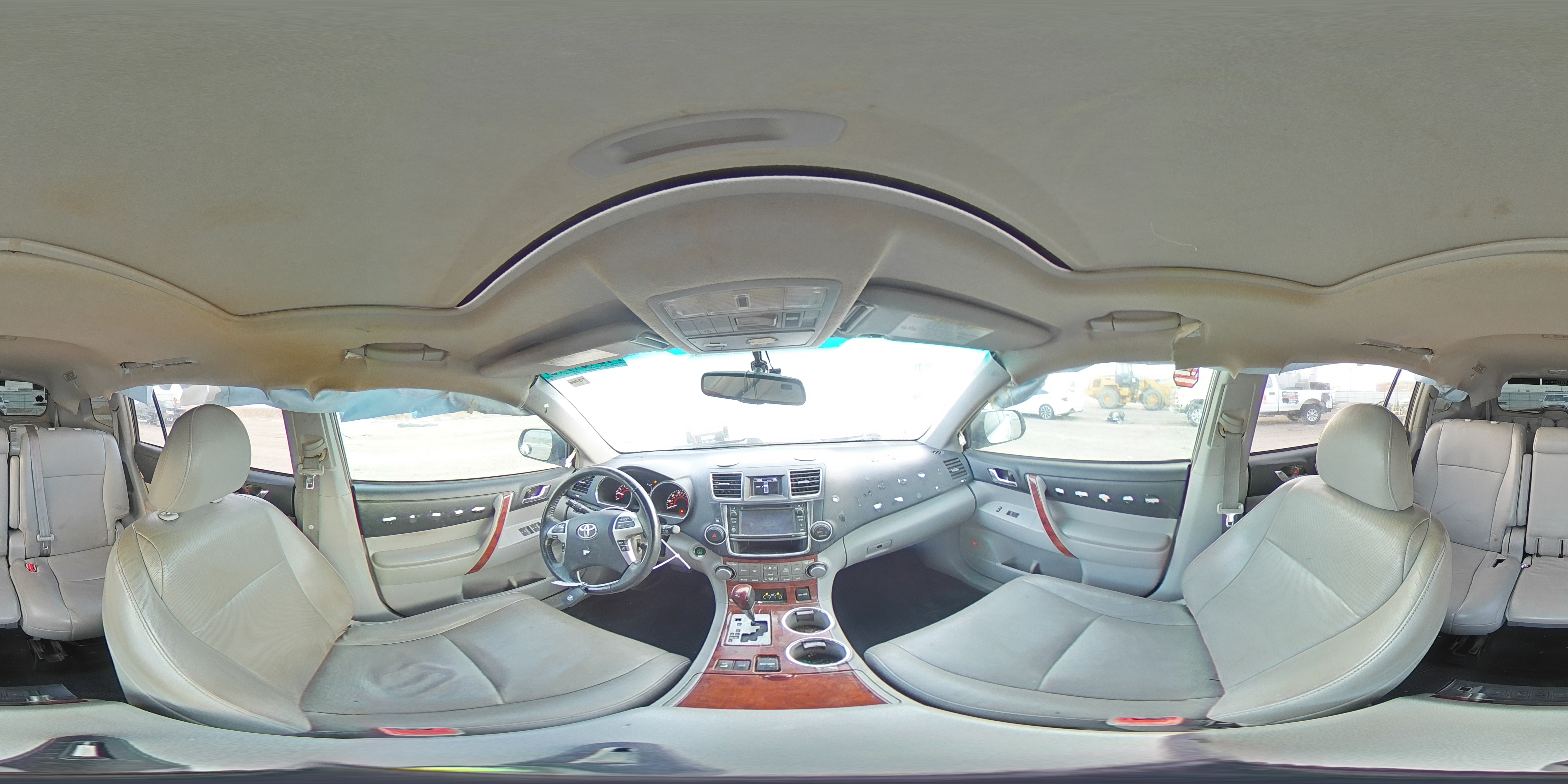 2013 Toyota Highlander - Image 14