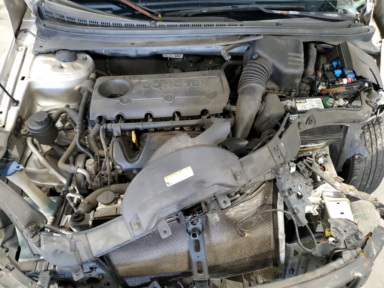 2010 Kia Forte - Image 12