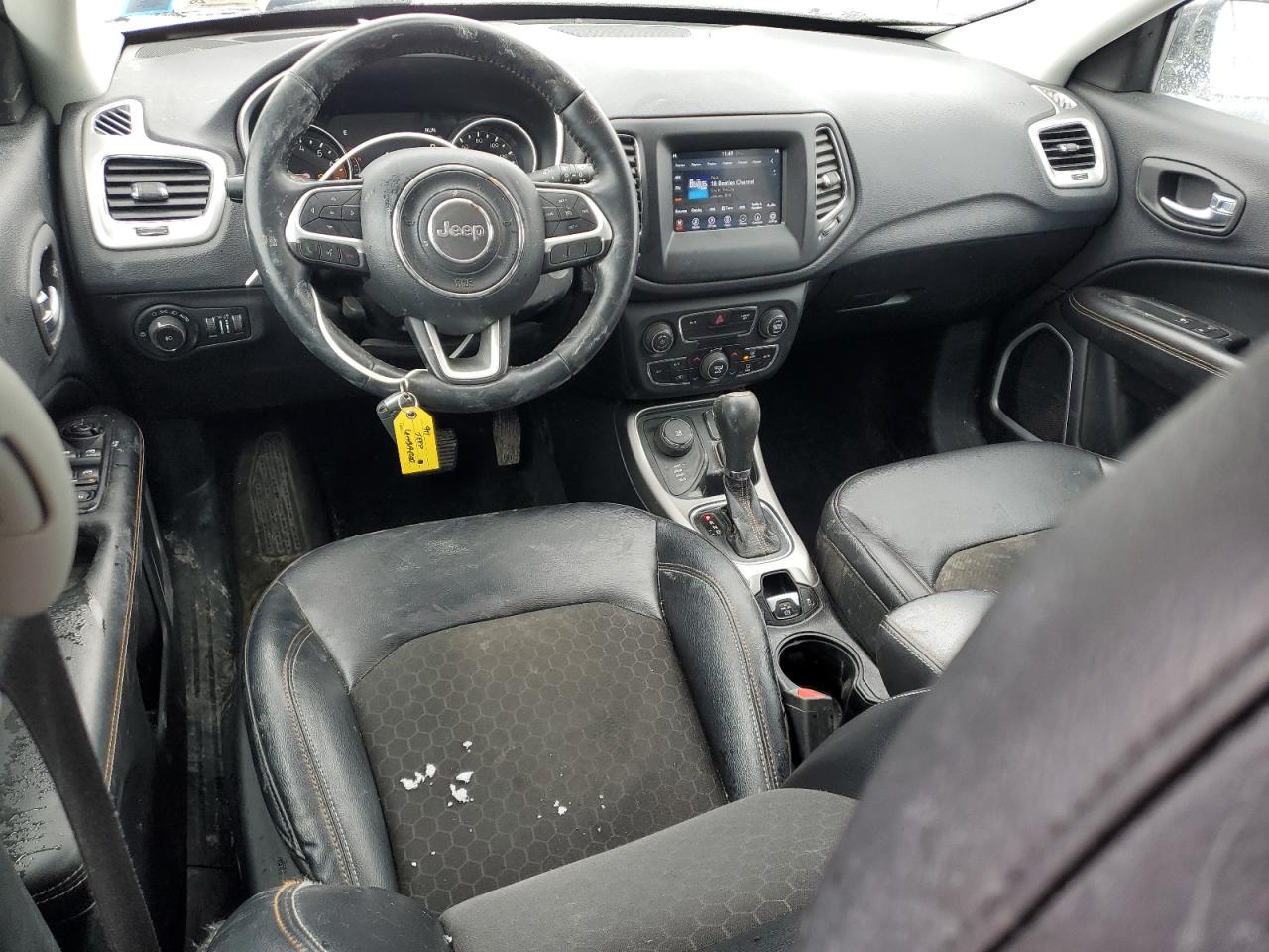 2017 Jeep Compass - Image 8