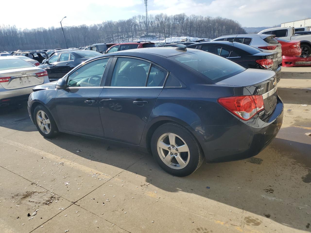 2015 Chevrolet Cruze - Image 2