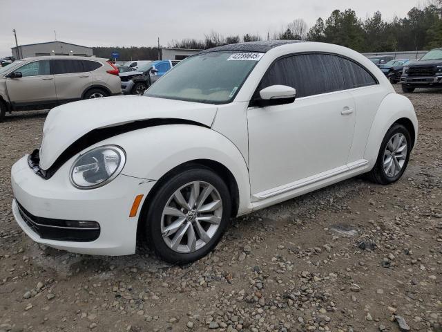 2013 Volkswagen Beetle 