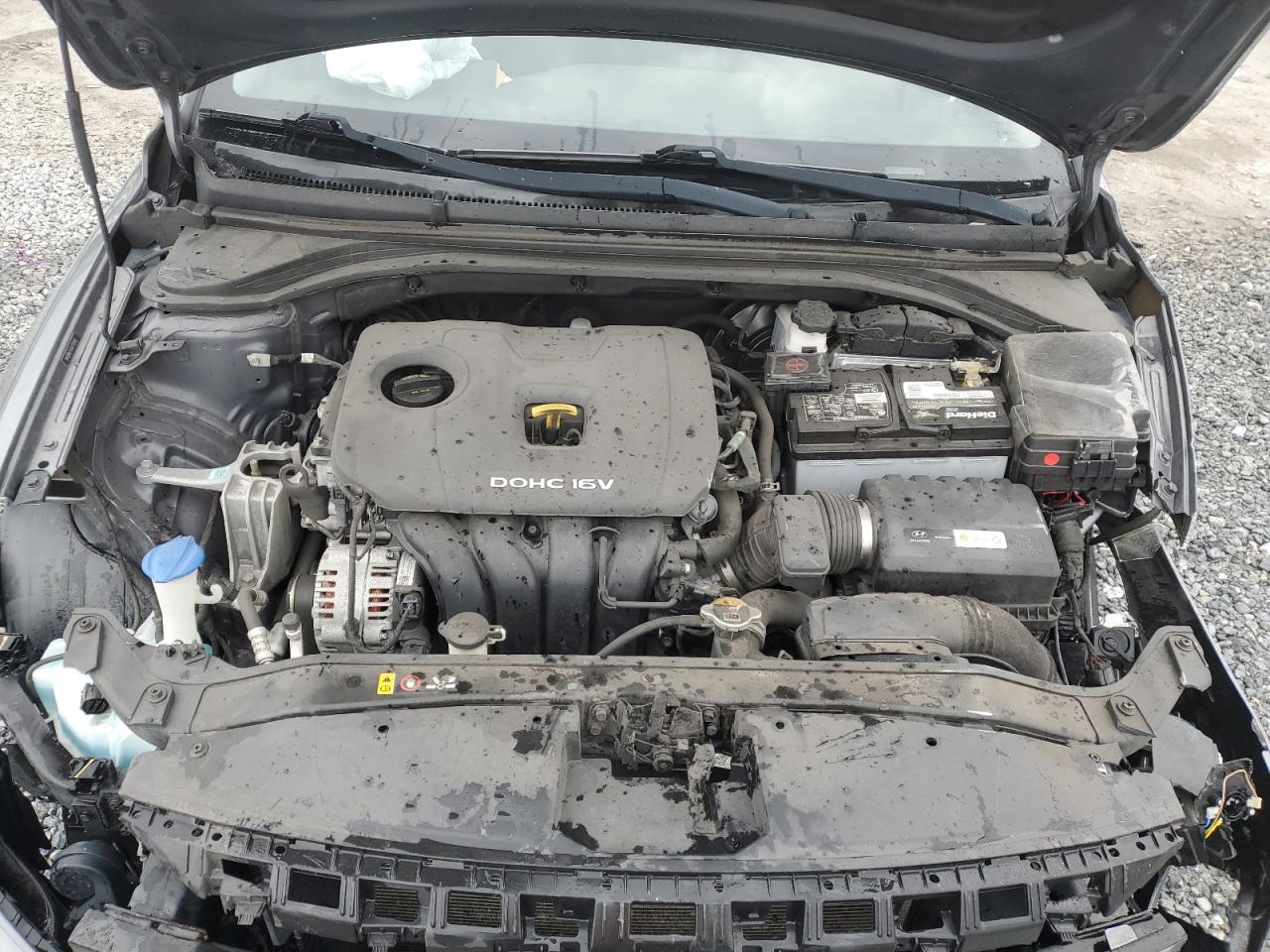 2018 Hyundai Elantra - Image 11