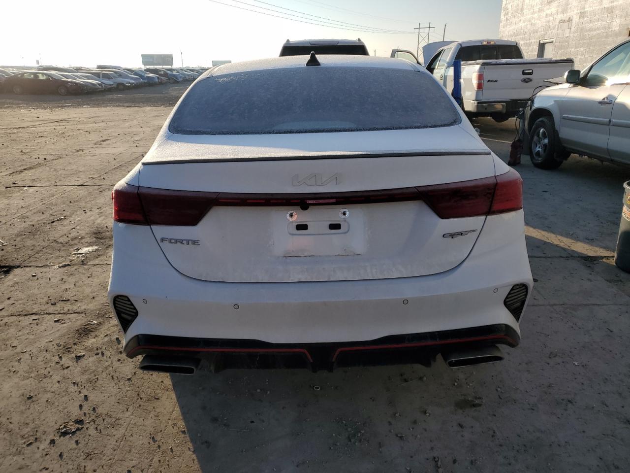 2023 Kia Forte - Image 6