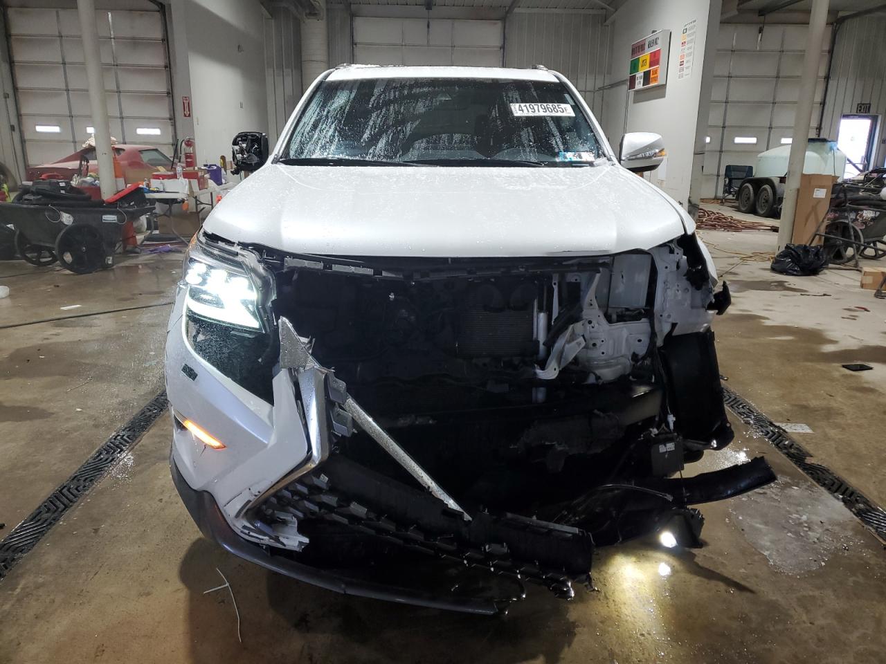 2022 Lexus Gx 460 Luxury VIN: JTJGM7BX4N5310455 Lot: 41979685