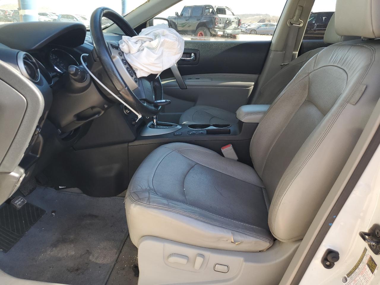 2012 Nissan Rogue - Image 7