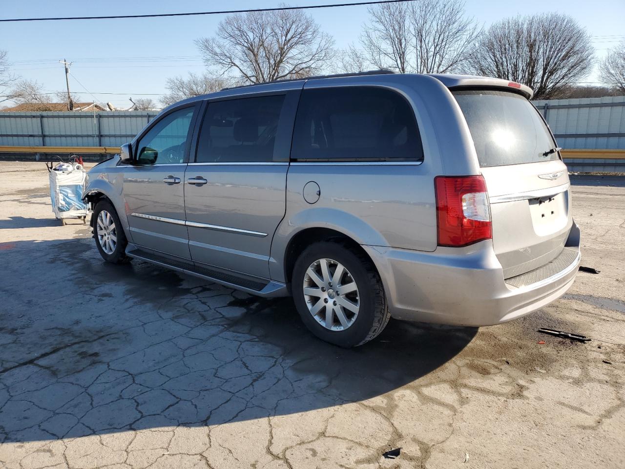 2014 Chrysler Town & Country - Image 2