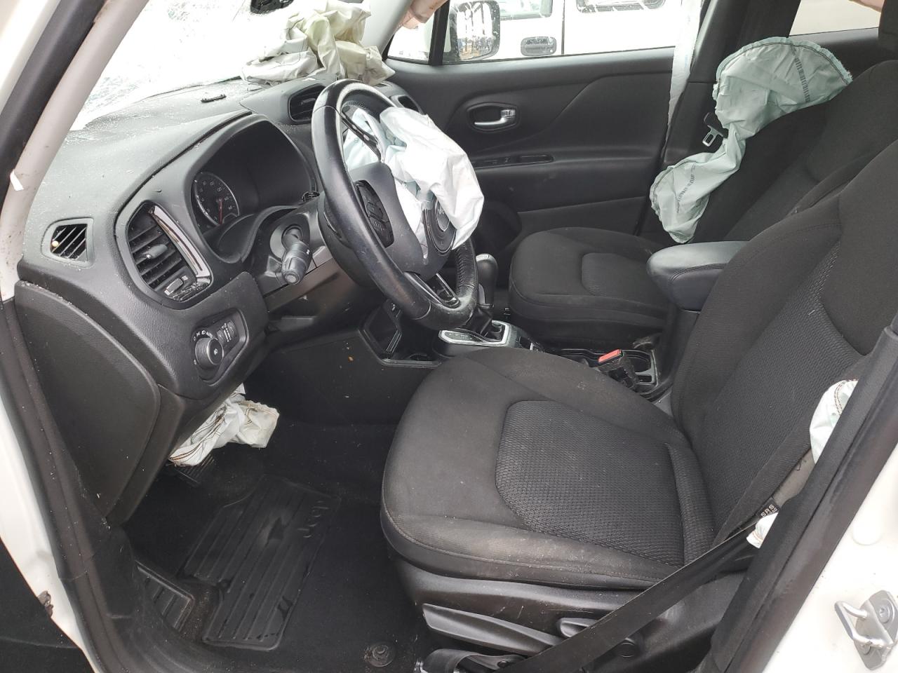 2018 Jeep Renegade - Image 7