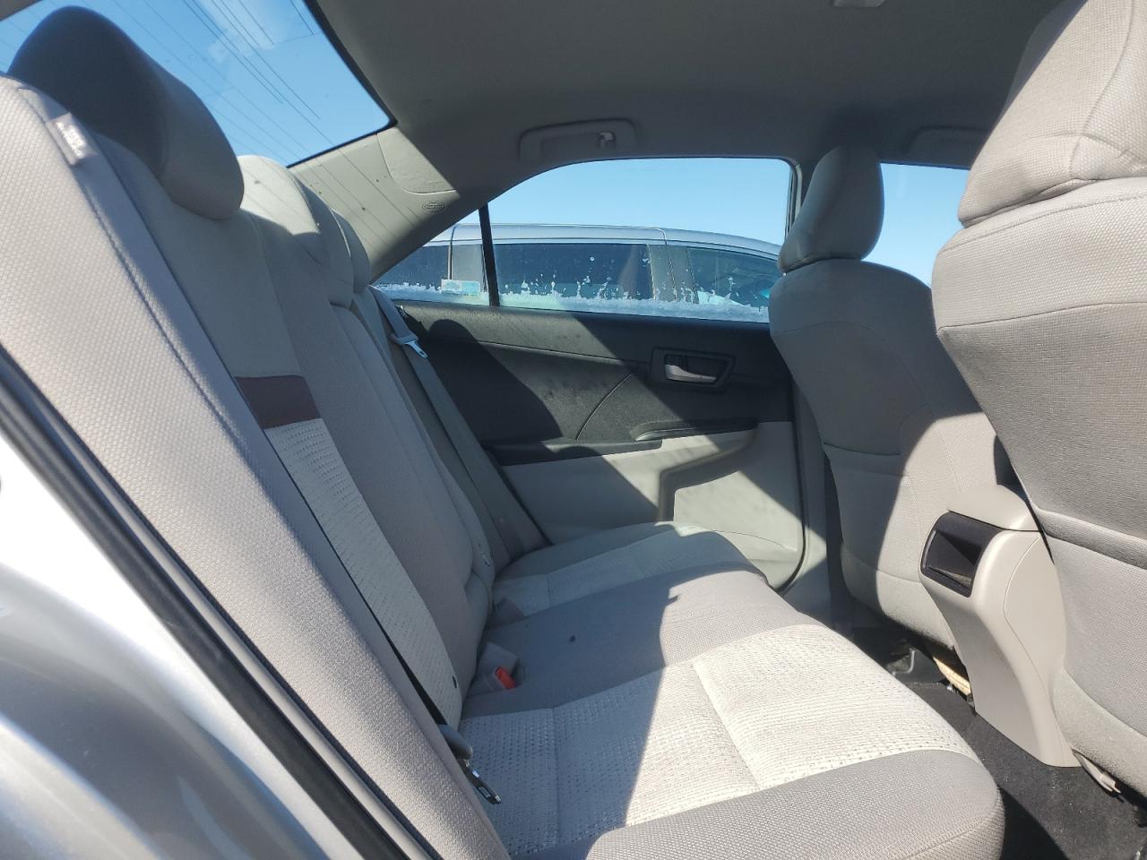 2012 Toyota Camry - Image 10