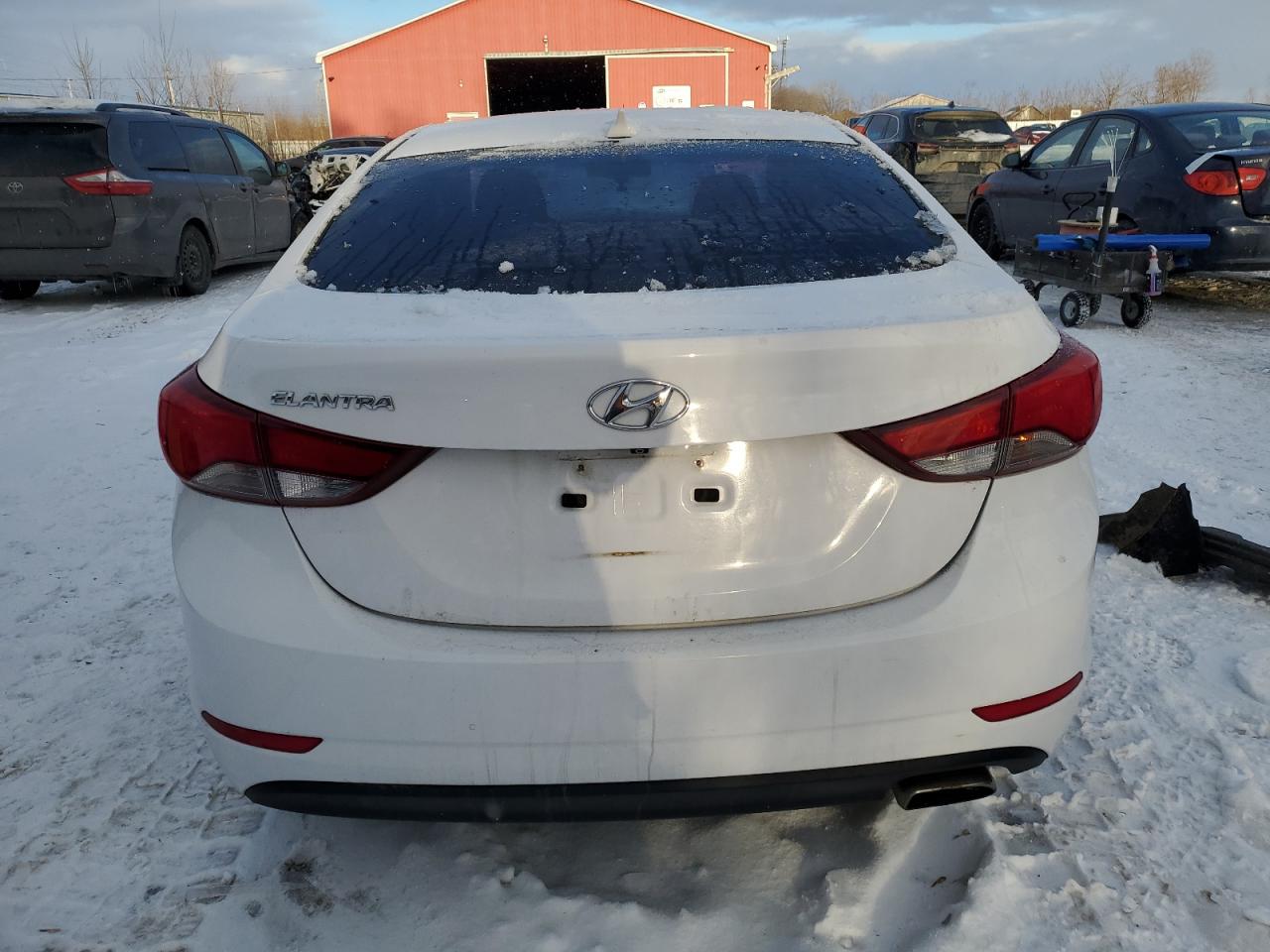 2016 Hyundai Elantra - Image 6