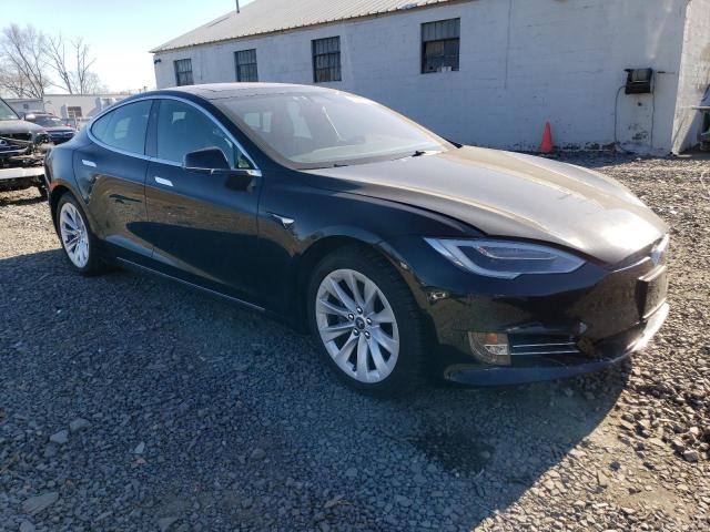  TESLA MODEL S 2017 Чорний
