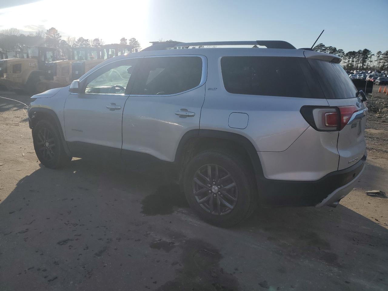 2019 GMC Acadia - Image 2