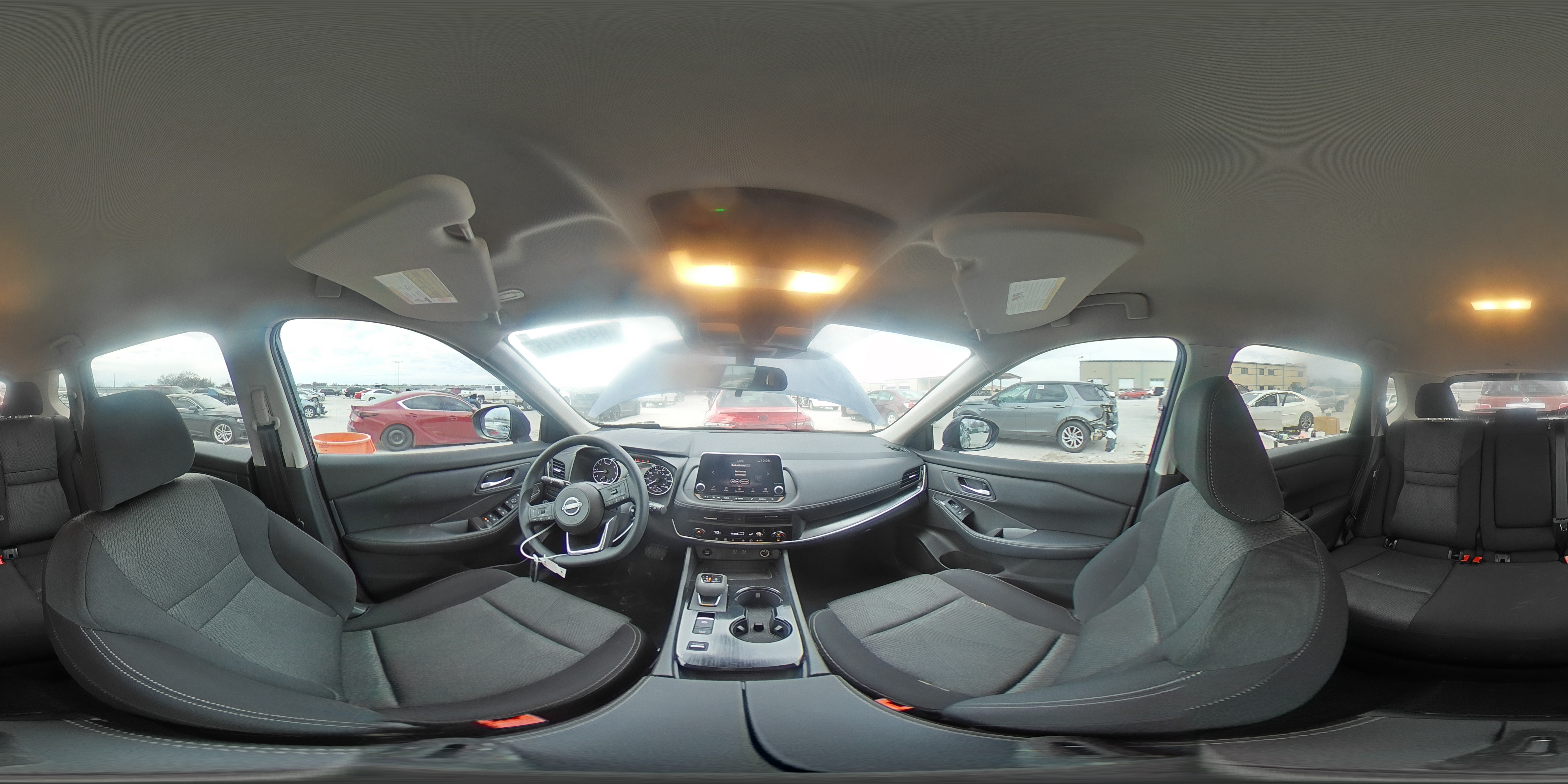 2024 Nissan Rogue - Image 14