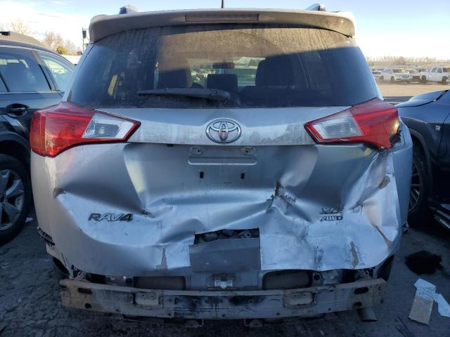  TOYOTA RAV4 2015 Srebrny