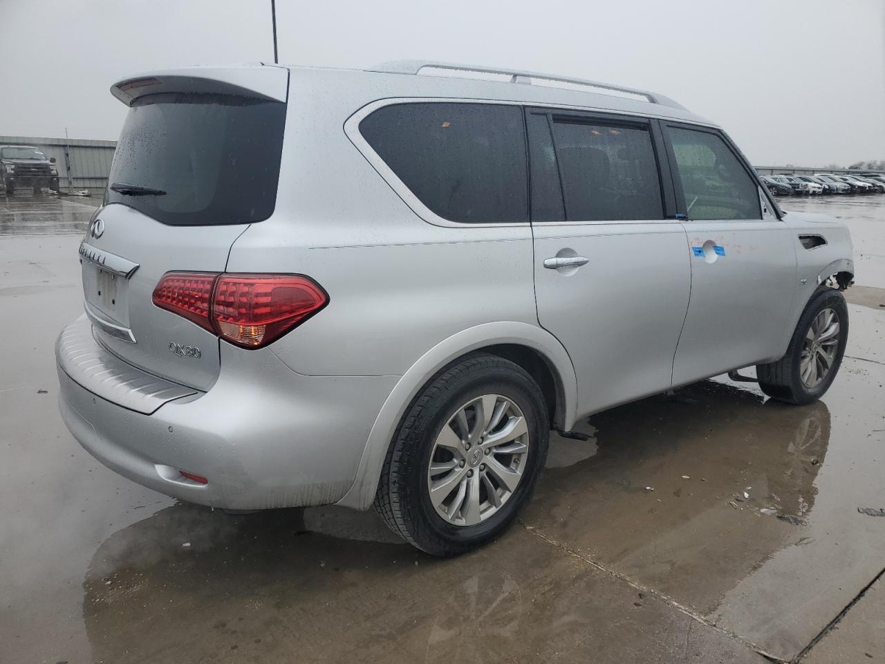 2016 Infiniti QX80 - Image 3