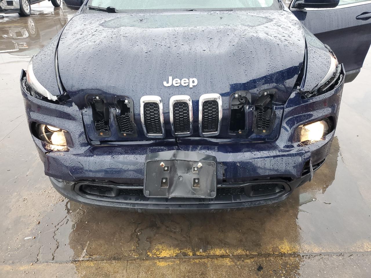 2015 Jeep Grand Cherokee - Image 12