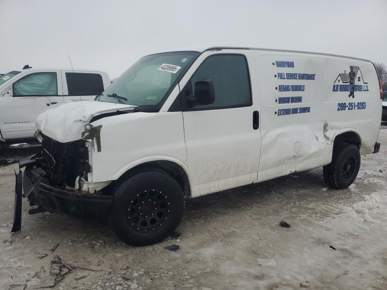 2011 Chevrolet Express - Image 1