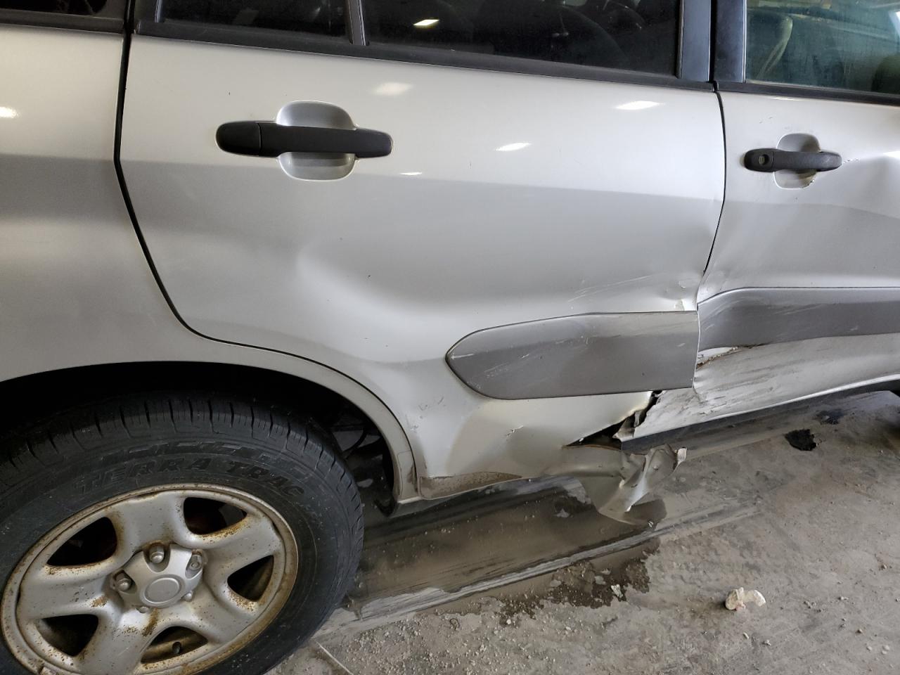 2005 Toyota RAV 4 - Image 11