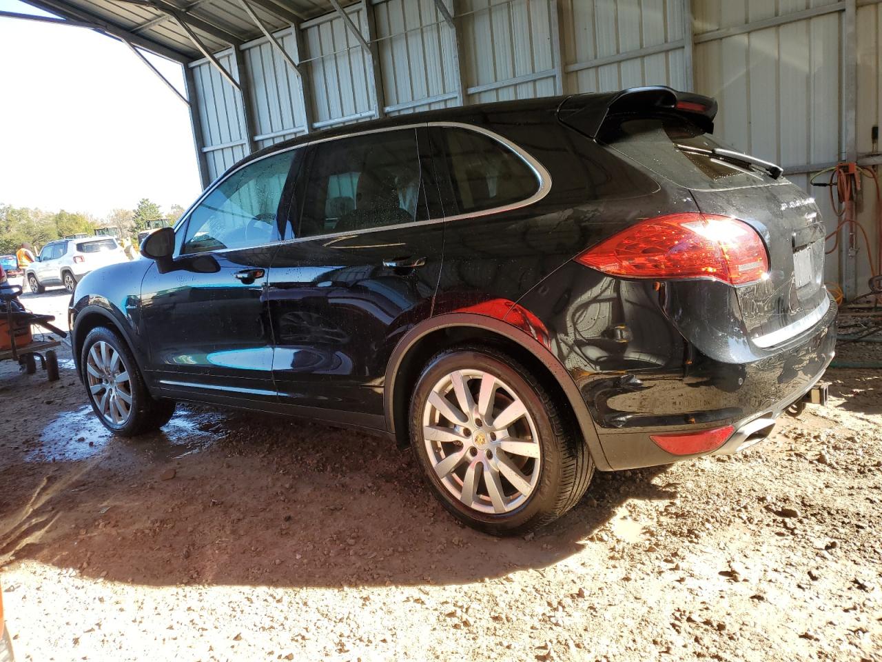 VIN WP1AF2A22ELA30782 2014 PORSCHE CAYENNE no.2