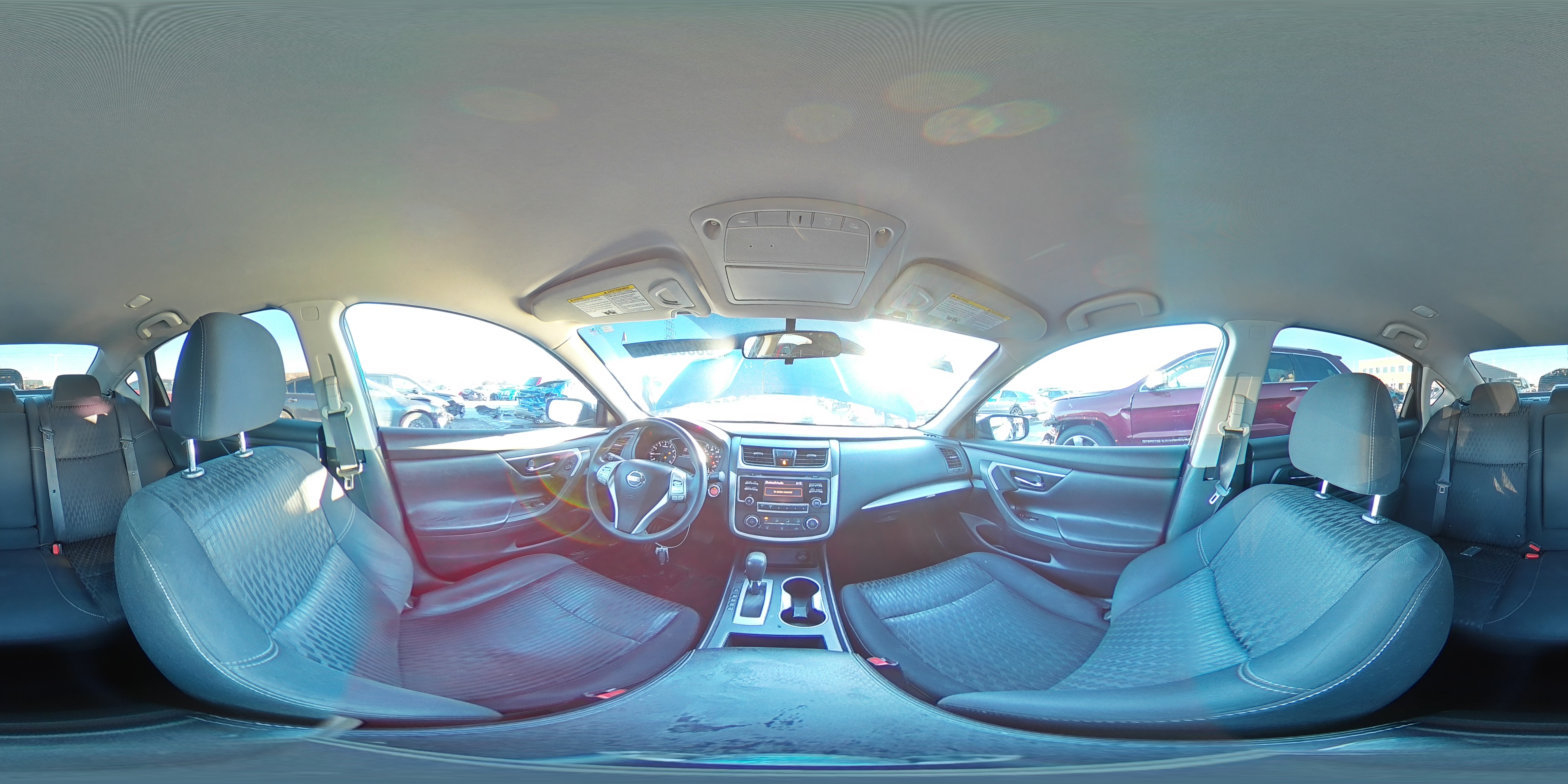 2017 Nissan Altima - Image 14