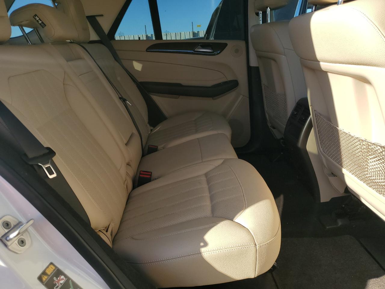 2016 Mercedes-Benz GLE - Image 12