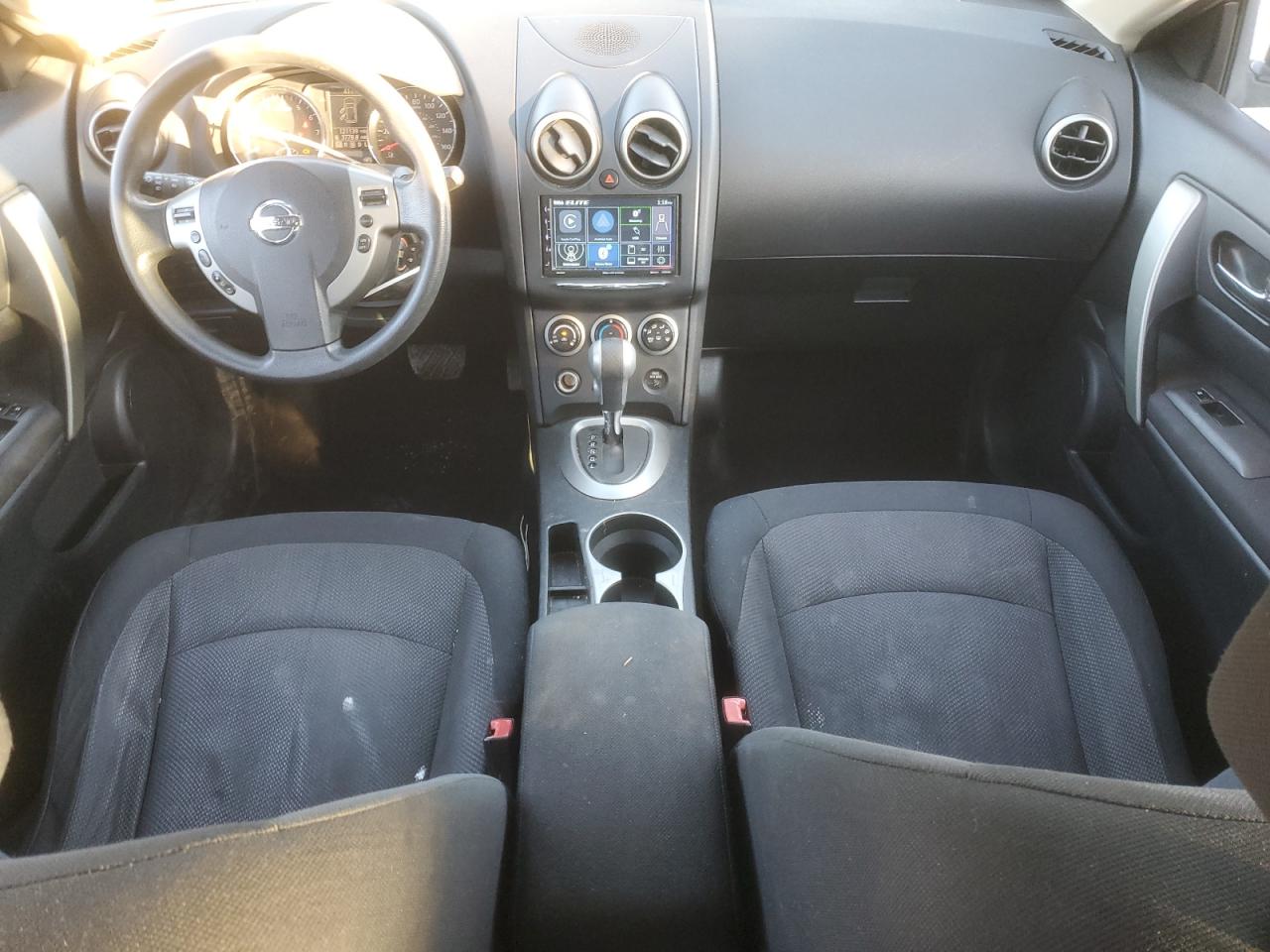 2011 Nissan Rogue - Image 8