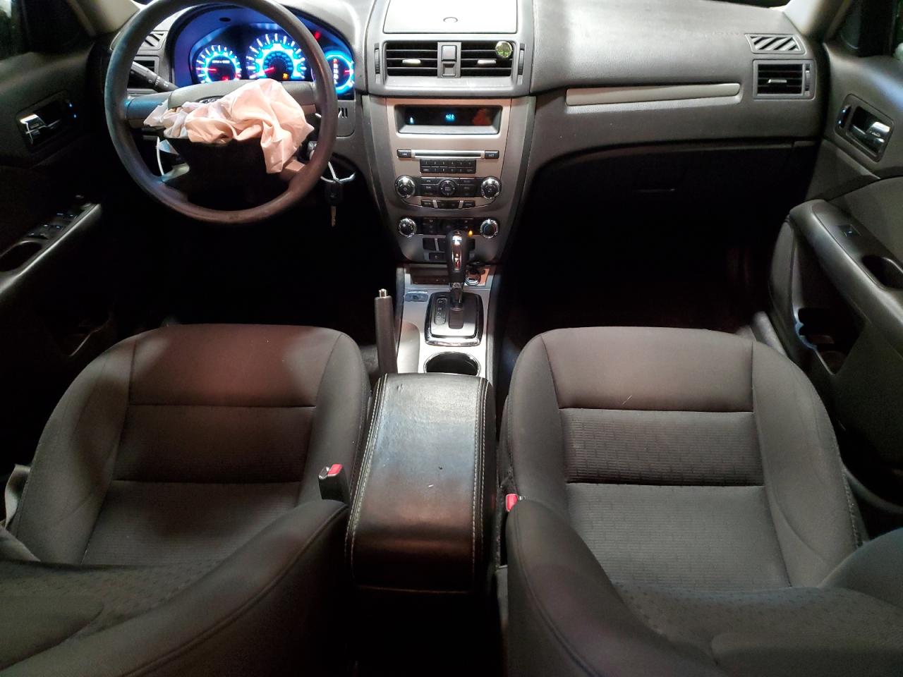 2010 Ford Fusion - Image 8