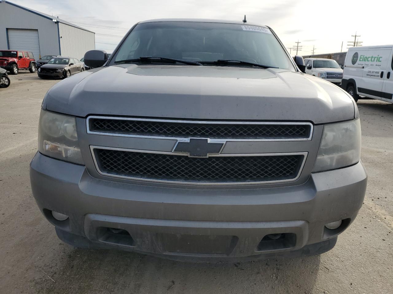 2008 Chevrolet Suburban - Image 5