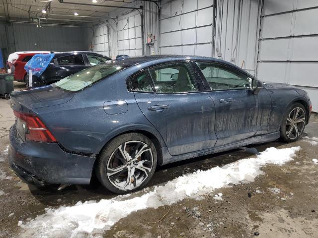  VOLVO S60 PLUS 2023 Granatowy