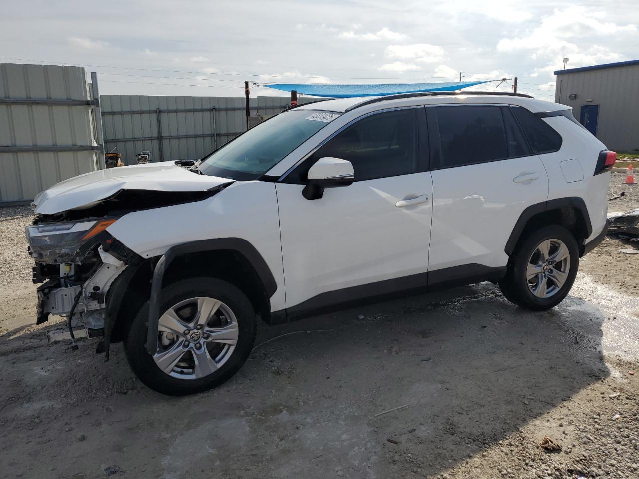 2T3W1RFV9PC243795 TOYOTA RAV4 2023