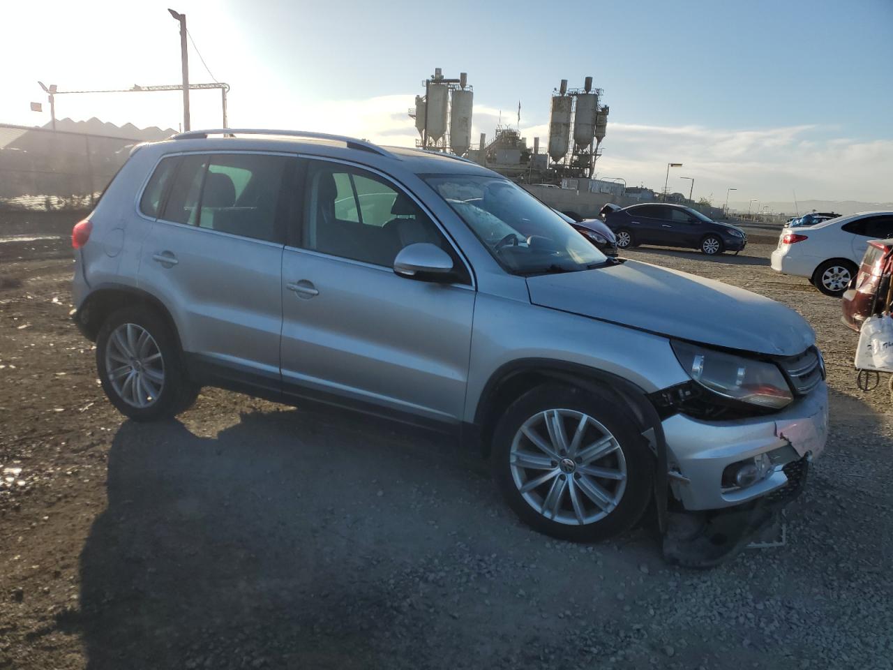 VIN WVGAV7AX6FW540402 2015 VOLKSWAGEN TIGUAN no.4