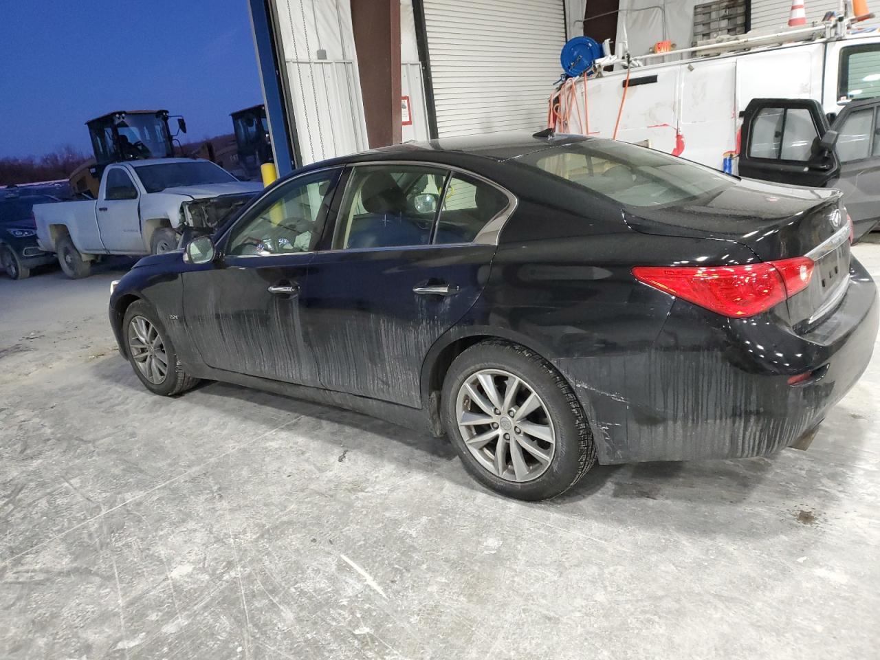 2016 Infiniti Q50 - Image 2