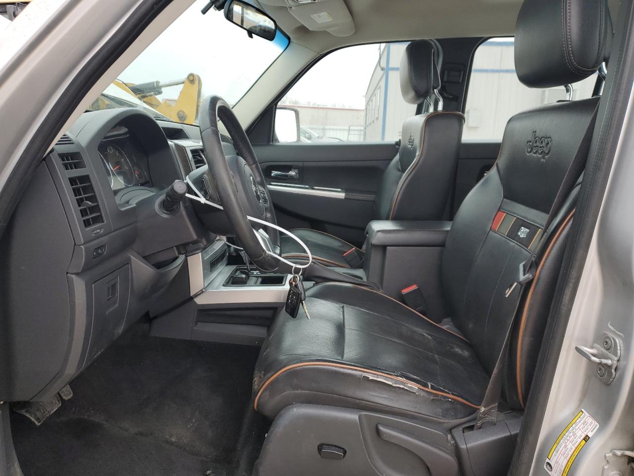 2011 Jeep Liberty (North America) - Image 7