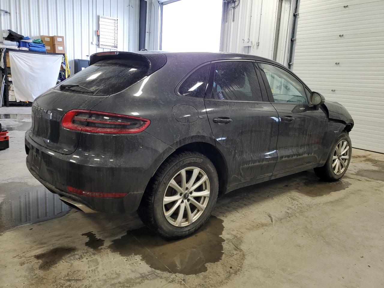 2018 Porsche Macan - Image 3