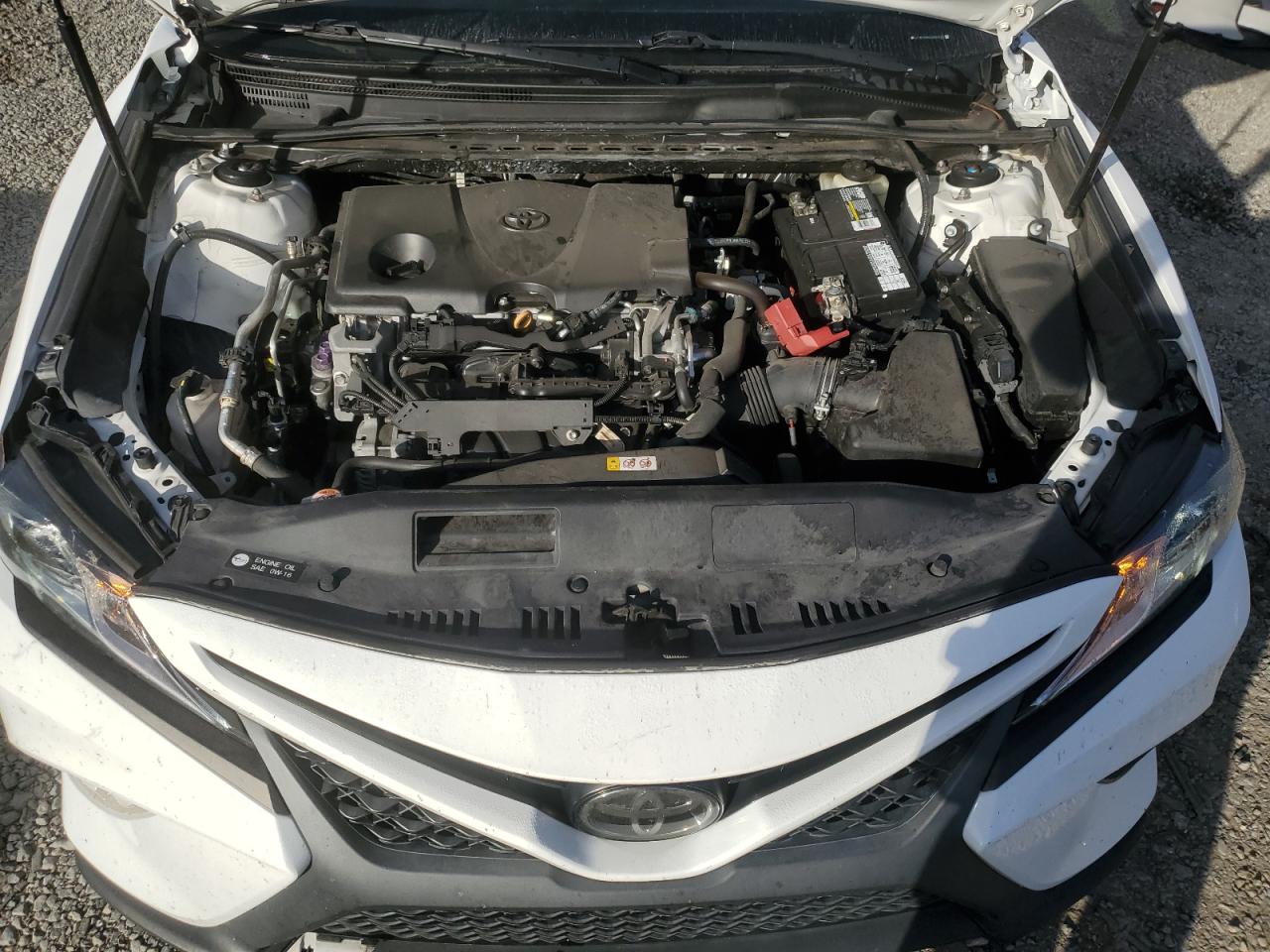 2018 Toyota Camry - Image 13
