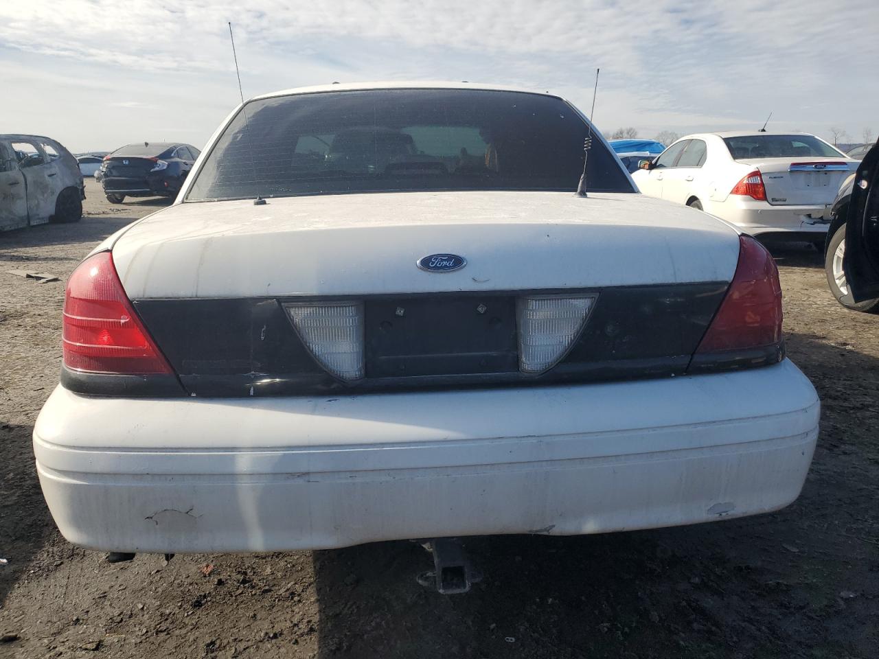 2008 Ford Crown Victoria - Image 6