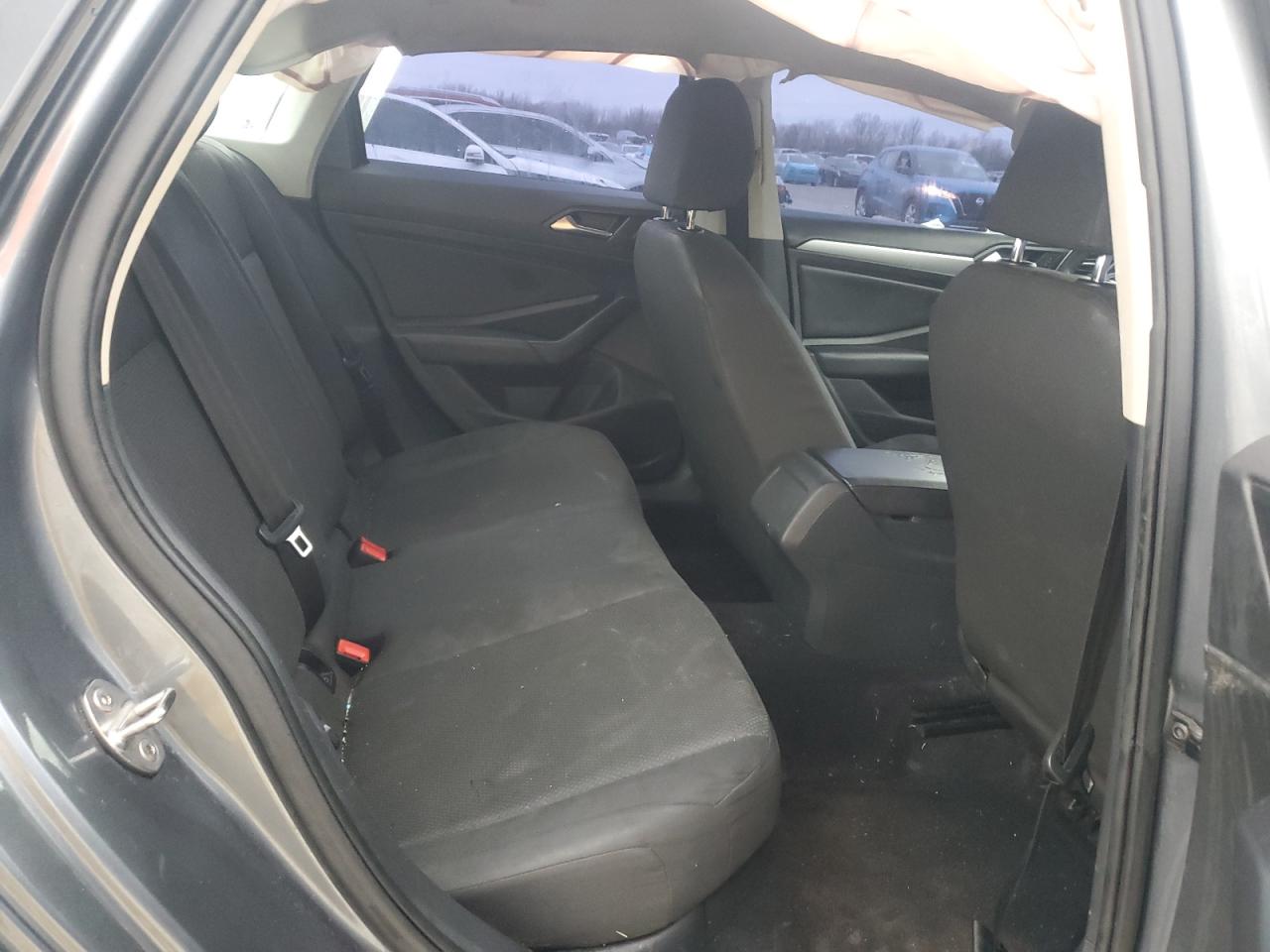 2019 Volkswagen Jetta - Image 10