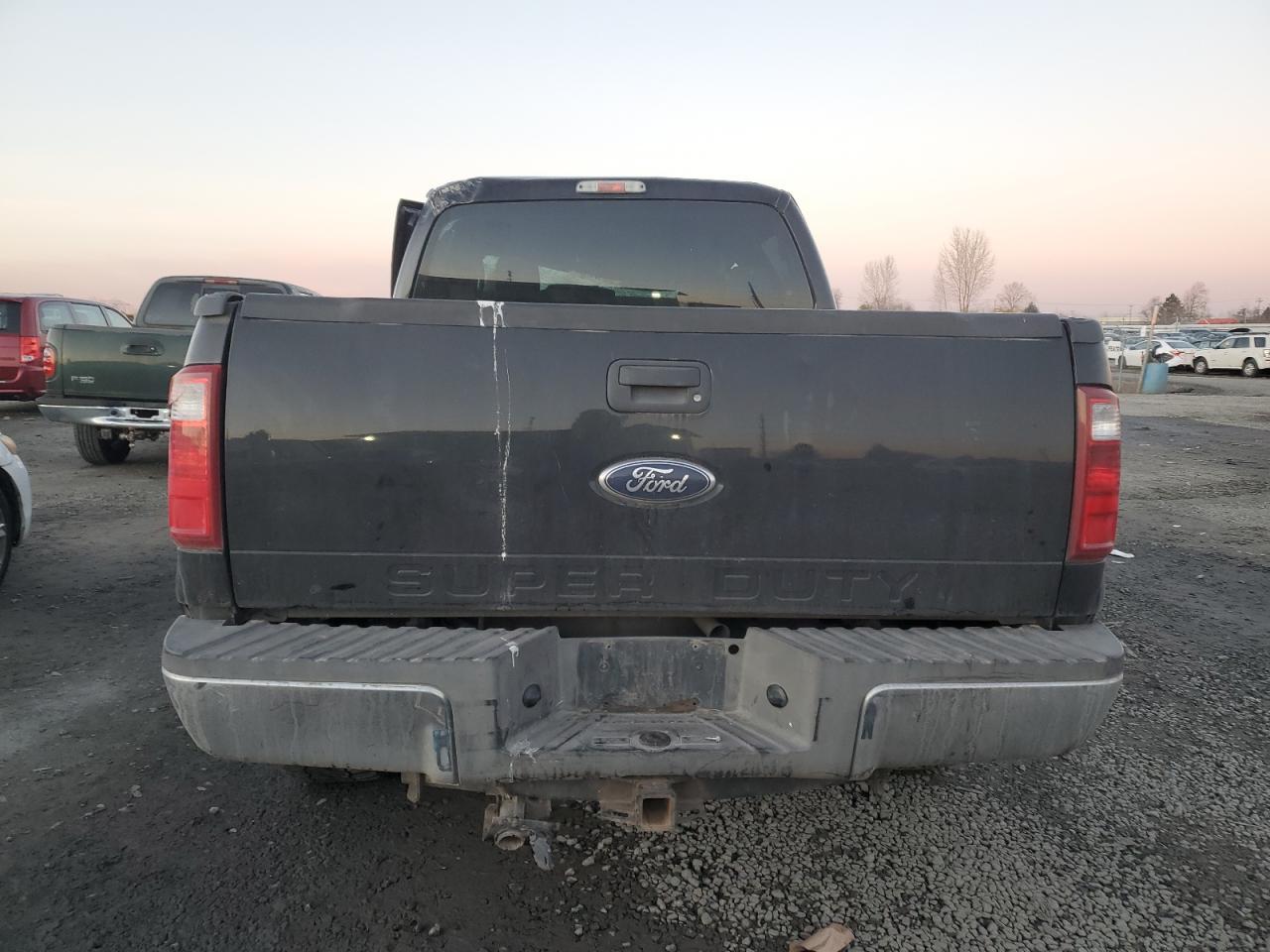 2008 Ford F250 - Image 6
