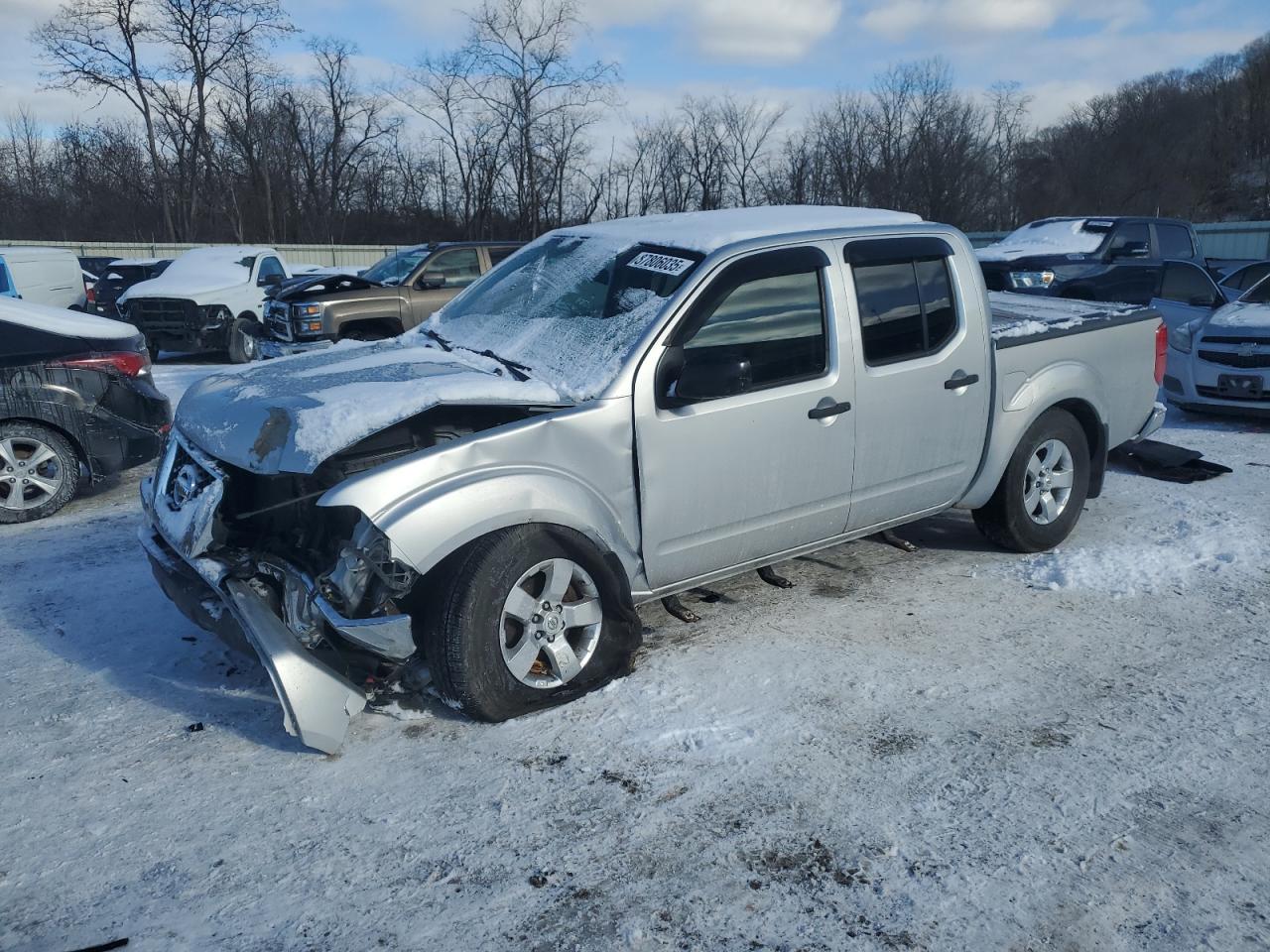 2010 Nissan Frontier Crew Cab Se for Sale in Ellwood City, PA - Front End