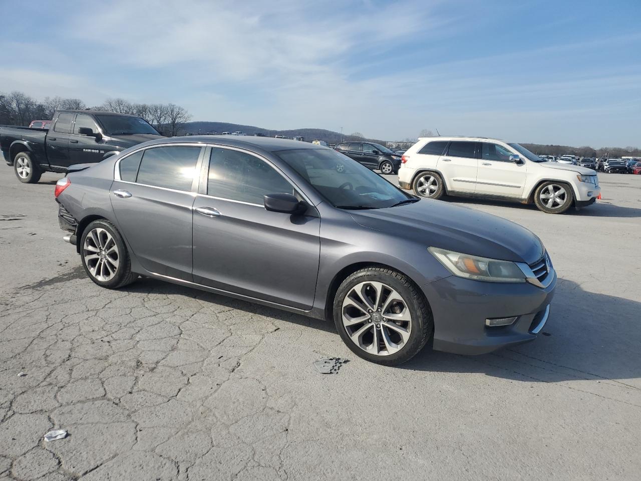 2013 Honda Accord - Image 4